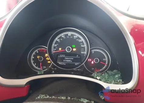 2017 Volkswagen Beetle #Pinkbeetle/1.8T Classic/1.8T S/1.8T Se/1.8T Sel z USA, uszkodzony, nr VIN 3VW517AT0HM805216